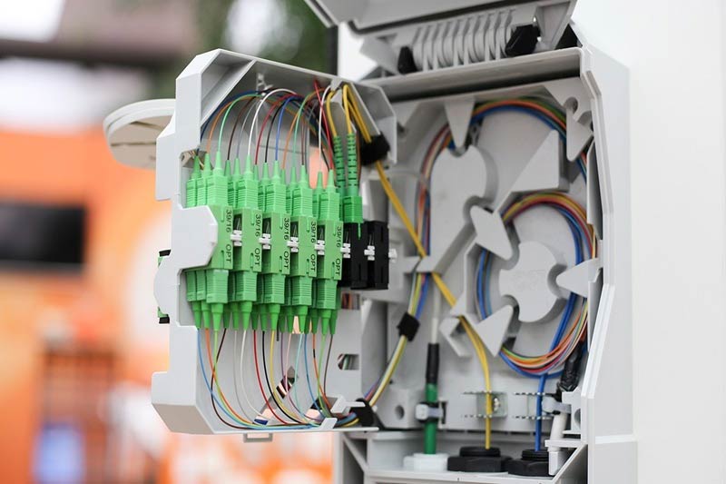 تفاوت اینترنت FTTH با FTTB