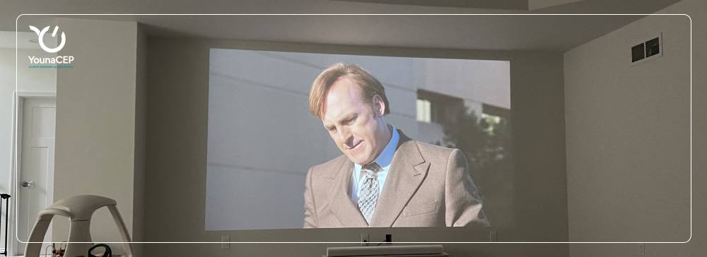 پرده پرژکتور